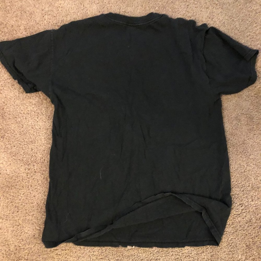 Large T-Shirt - Picture 2 of 3